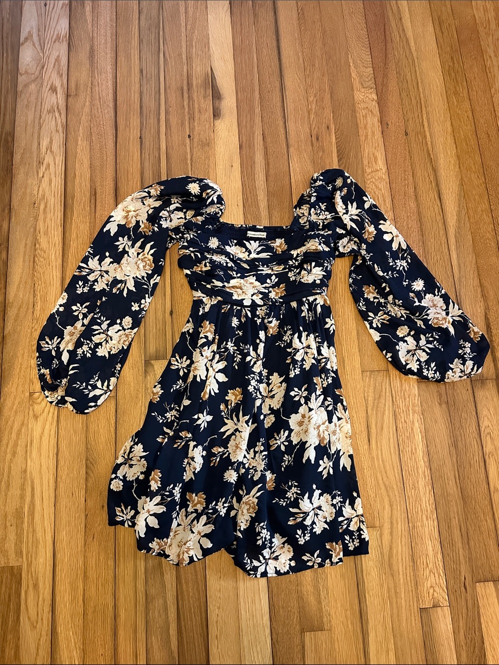 Abercrombie & Fitch Navy Floral Puff-Sleeve Mini Dress